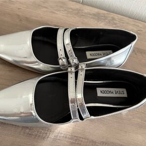 Steve Madden Metallic Silver Sandals